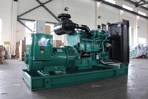 临翔320kw康明斯柴油发电车出租组图片 临翔320kw康明斯柴油发电车出租组图片